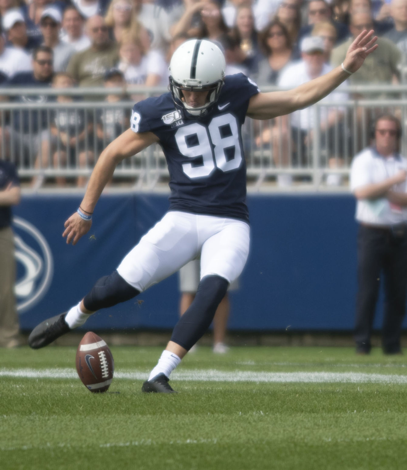 Idaho, Jordan Stout (98) kickoff